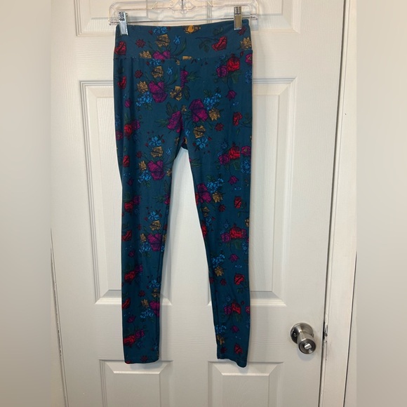 Lula Roe one size leggings - Picture 2 of 4